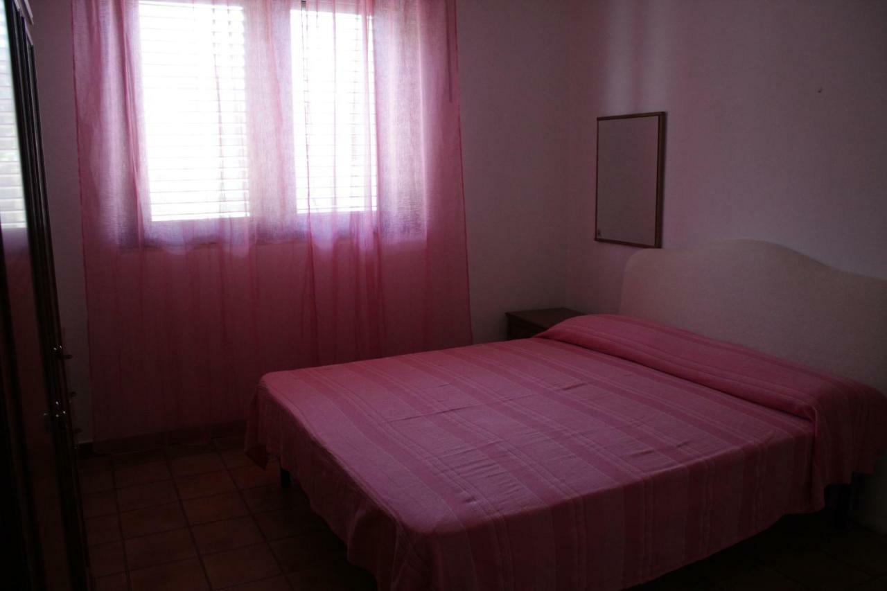 Casa Vacanze Пишинас Екстериор снимка